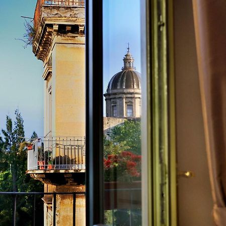 Don Giovanni Charme Apartment Катания Экстерьер фото