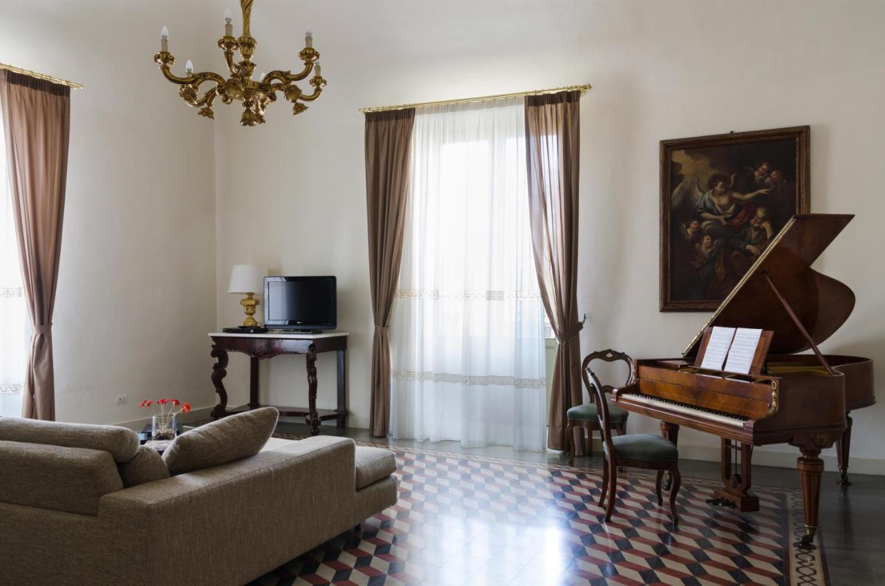 Don Giovanni Charme Apartment Катания Экстерьер фото