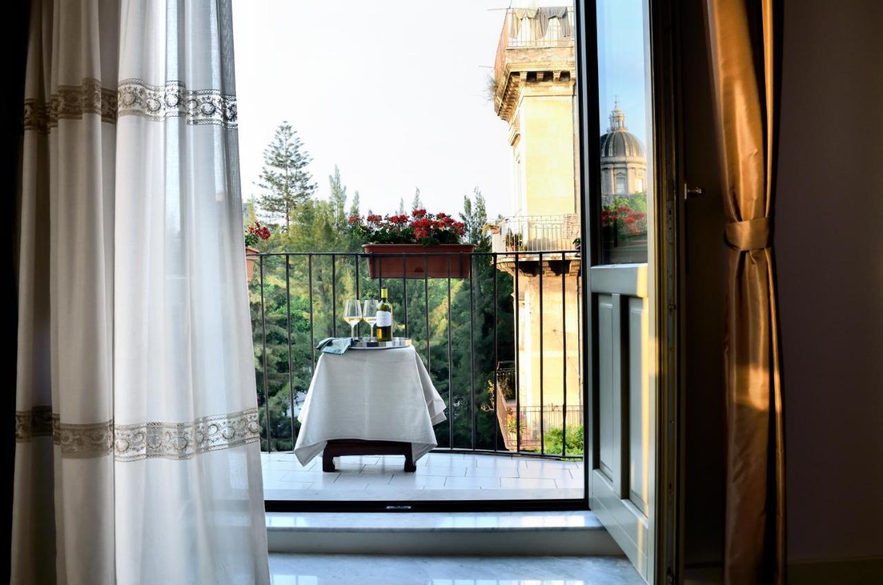 Don Giovanni Charme Apartment Катания Экстерьер фото